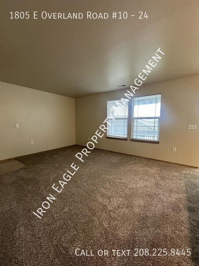 Building Photo - 1805 E Overland Rd