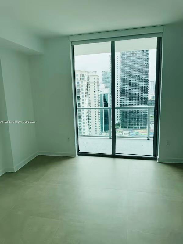 Building Photo - 1111 SW 1st Ave