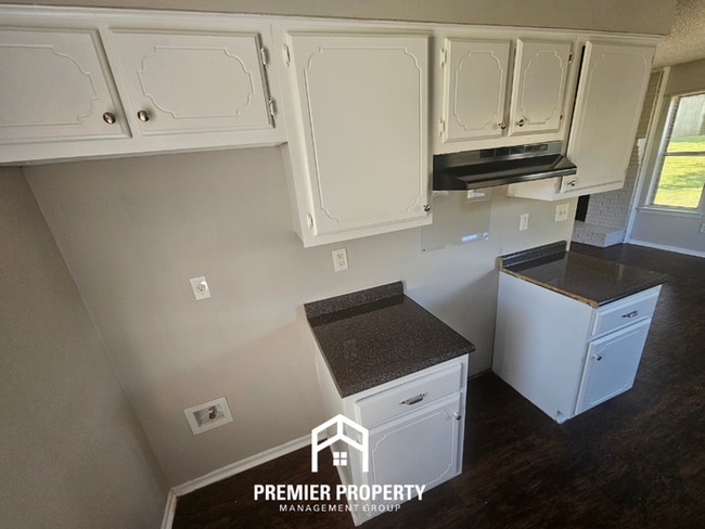 Building Photo - 3963 Timber Trail