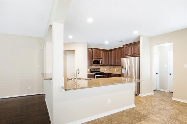Building Photo - 21827 Mount Hunt Dr