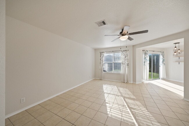 Building Photo - Beautiful 2-Story 4BR in 78254 | Near Alamo Ranch, Shopping & 1604