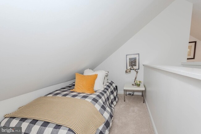 Building Photo - 108 New Jersey Ave NW