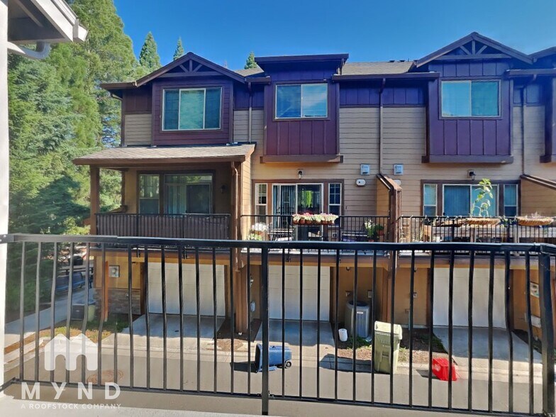 Building Photo - 179 NE 80th Ave