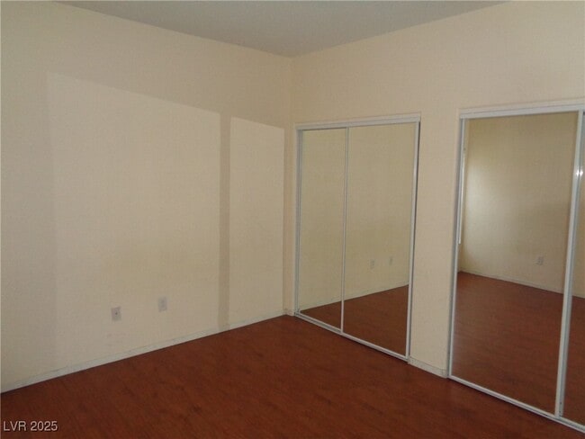 Building Photo - 9330 W Maule Ave