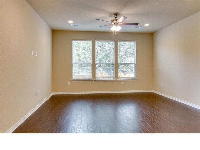 Building Photo - 14201 McCoy Lp