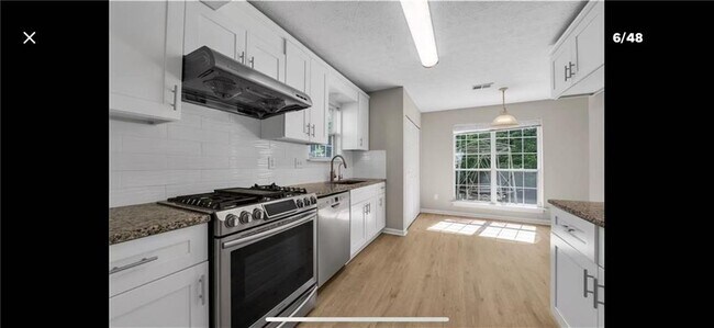Building Photo - 3504 Benthollow Ln
