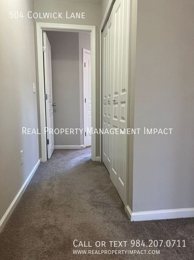 Building Photo - 504 Colwick Ln