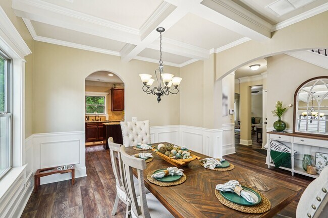 Building Photo - 115 Village Park Dr