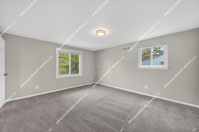 Building Photo - Rare Rental Opportunity in Southfield — Fully Renovated 4-Bedroom Brick Colonial!