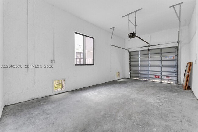 Building Photo - 8283 SW 120th St