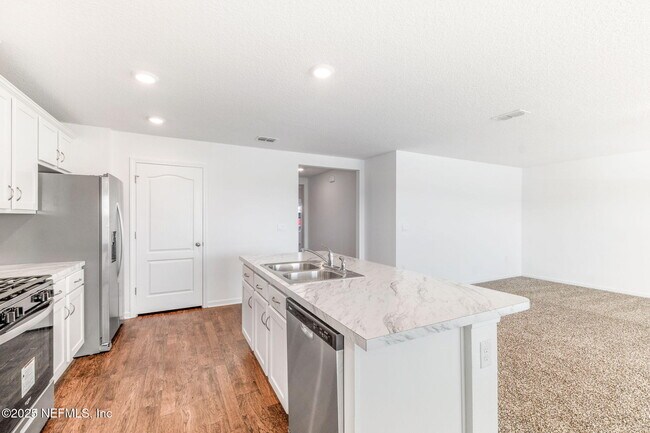 Building Photo - 47 Tordera Ln