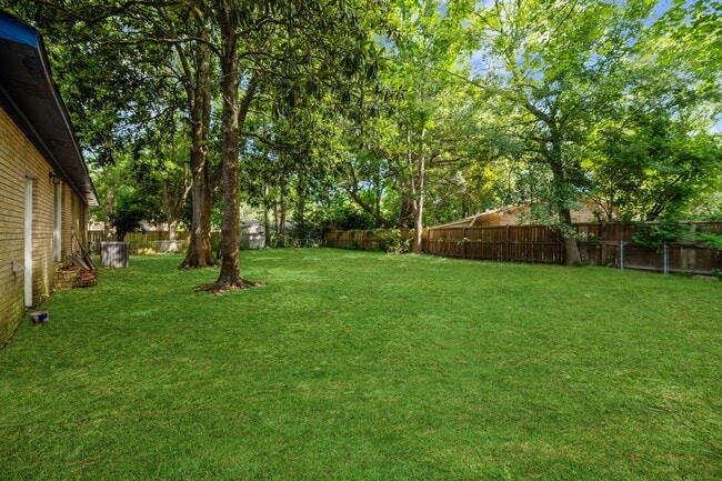 Building Photo - 3 Bed 2 Bath Cozy Home in Summerville