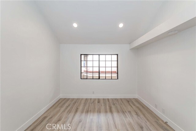 Building Photo - 941 W Carson St