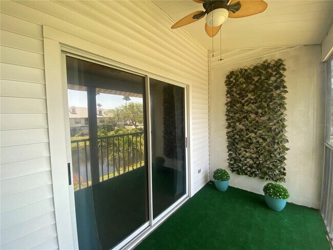 Building Photo - 106 Sun Isle Cir