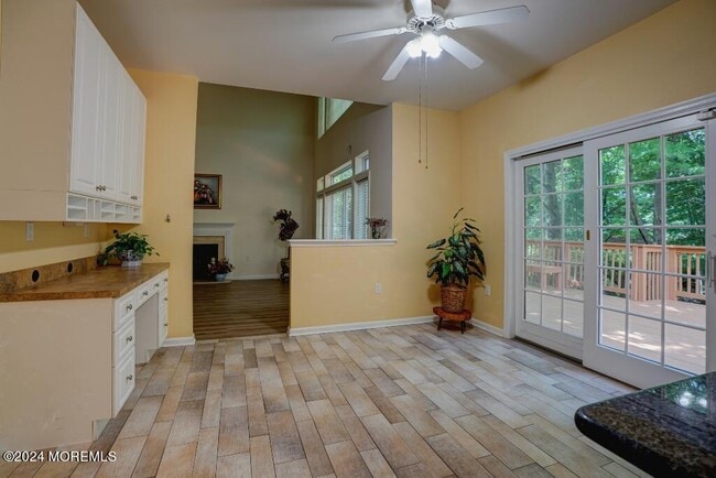 Building Photo - 6 Mulberry Ln