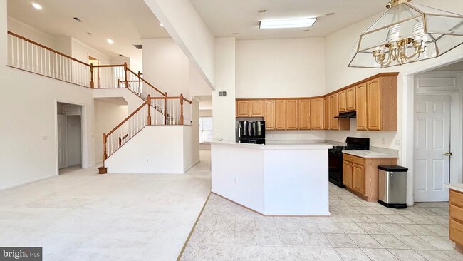 Building Photo - 3724 Renoir Terrace