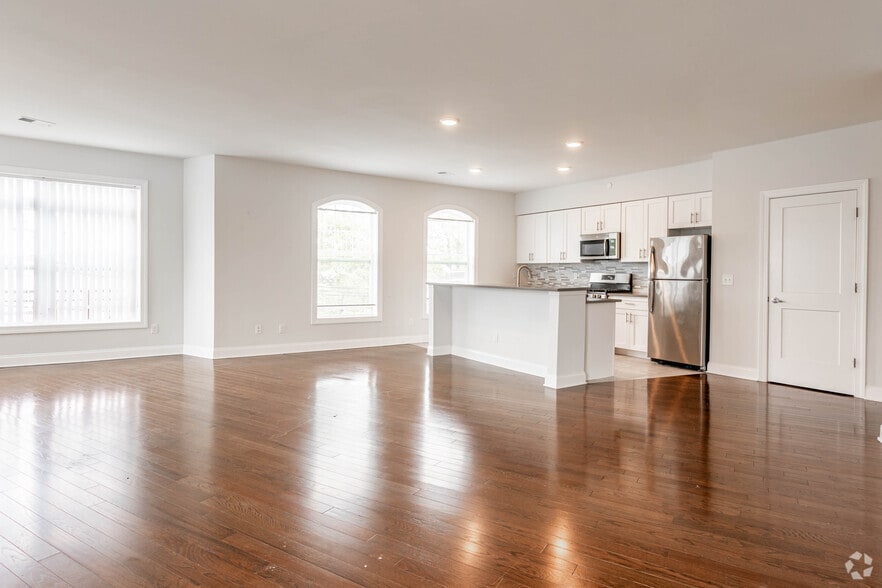 2BR, 3BA w/Study - 1,864SF - Living Area - The Parker