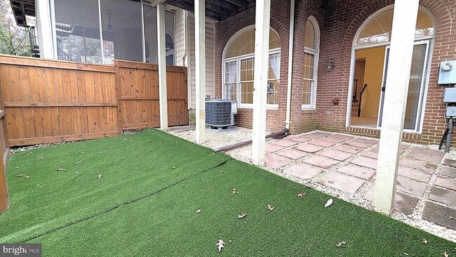 Building Photo - 1379 Heritage Oak Way