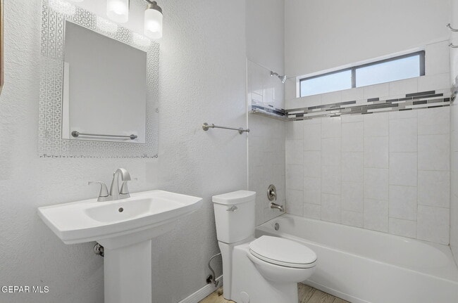 Building Photo - 11734 Stone Castle Dr