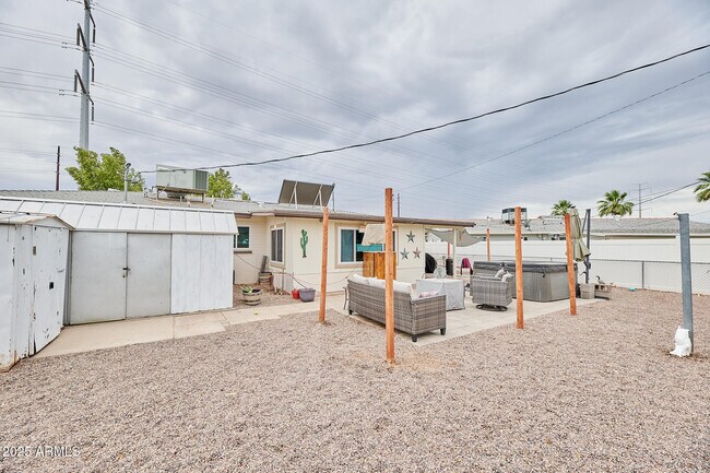 Building Photo - 5410 E University Dr