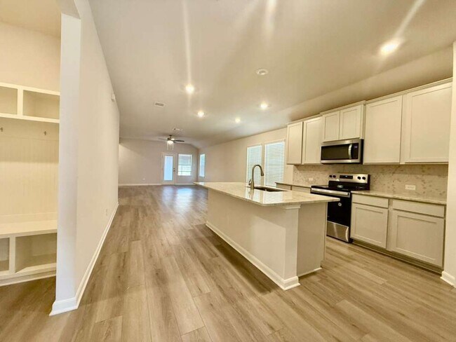 Building Photo - 11507 Cottage Pt