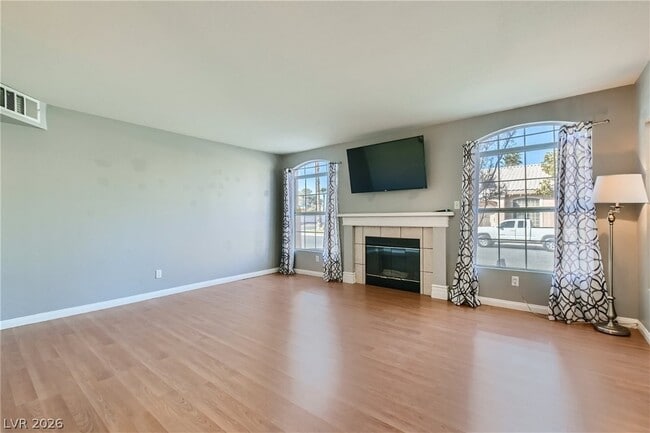 Building Photo - 8473 Sewards Bluff Ave