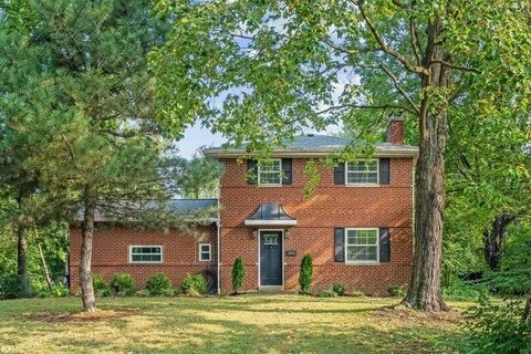 Primary Photo - 2938 Sherwood Rd