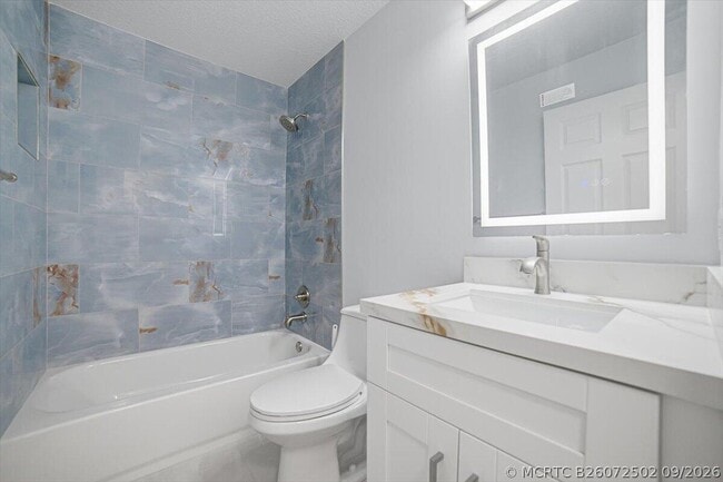Building Photo - 4112 Pine Ridge Ln