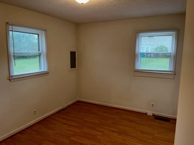 Rear Bedroom - 128A Batey Cir