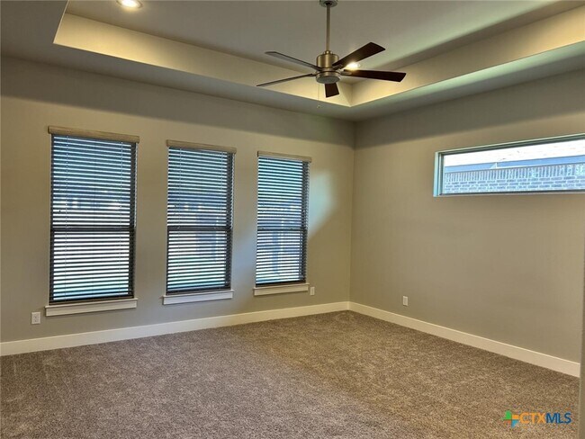 Building Photo - 6426 Clayton Ct