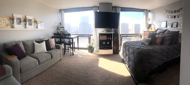 Building Photo - 4343 N Clarendon Ave