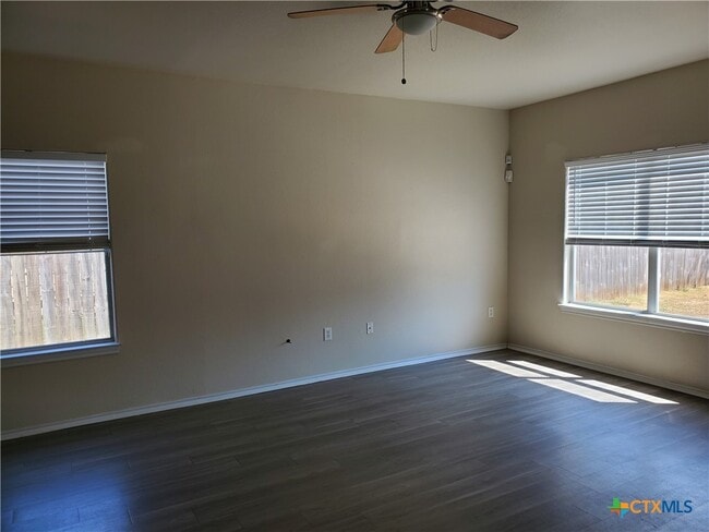 Building Photo - 3435 Rob Roy St