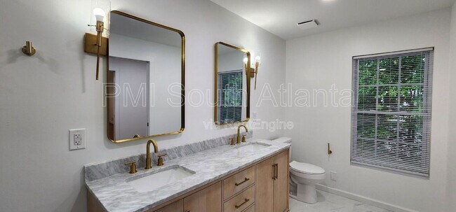 Building Photo - 40 Pheasant Dr SE