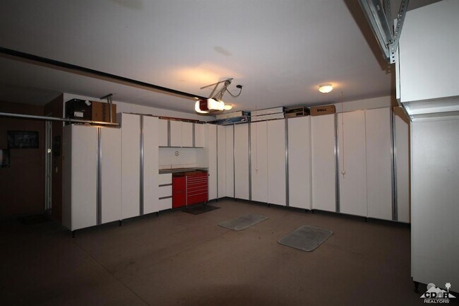Building Photo - 45456 Box Mountain Road Unit