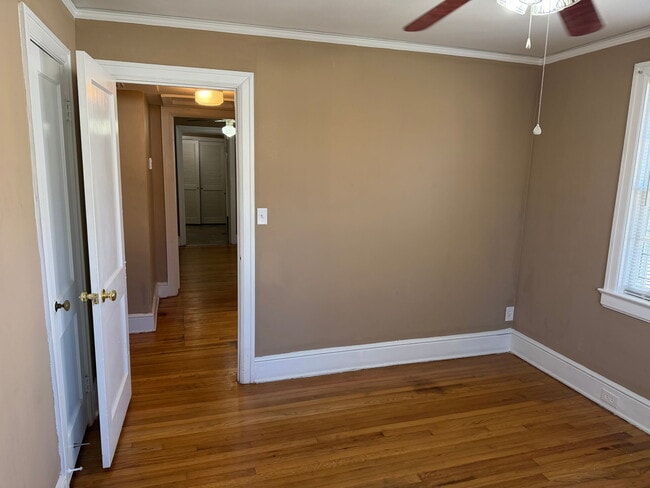 Building Photo - 2414 Poplar St