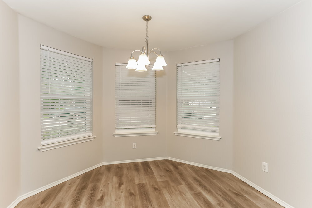 Building Photo - 213 Garden Valley Ln