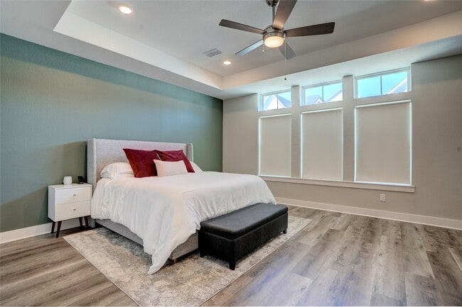 Building Photo - 3603 Kensington Gdns Ln