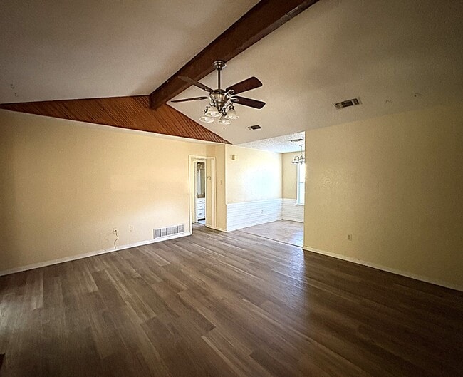 Building Photo - 2309 Whitney Dr