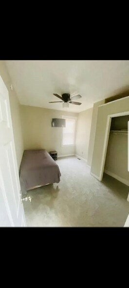 Building Photo - 1633 N Payson St