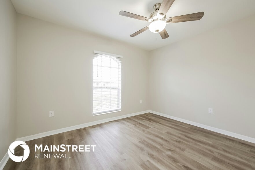 Building Photo - 3906 11th St W