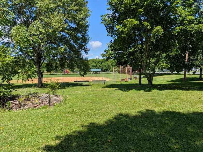 Rear Yard View Towards Park - 309 W Main St