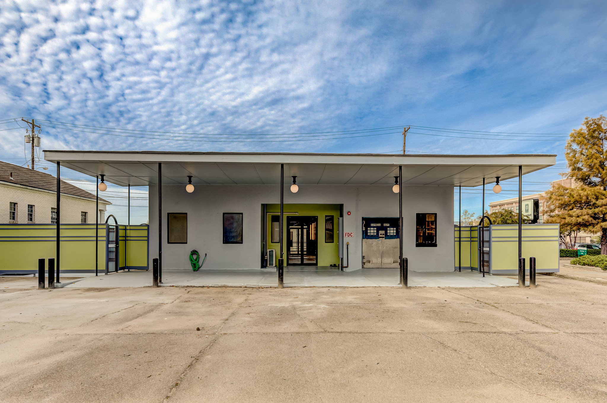 Rear Entrance with covered parking - 1511 Walnut St