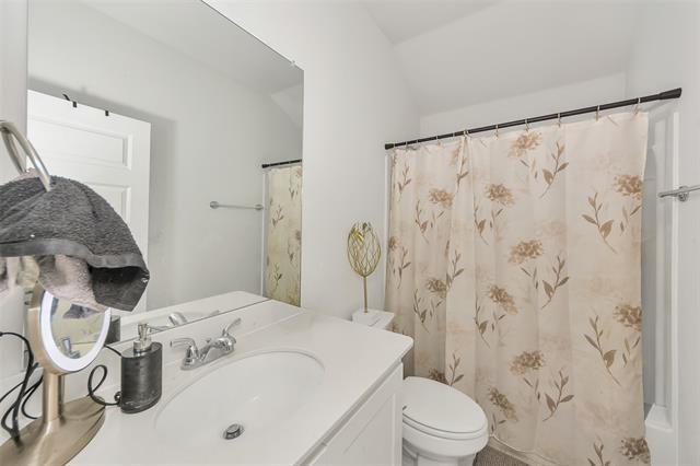 Building Photo - 2213 Pacific Ave