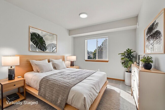 Interior Photo - Legacy Ridge: Leasing Specials! Beautifully renovated 1- and 2-bedroom apartments