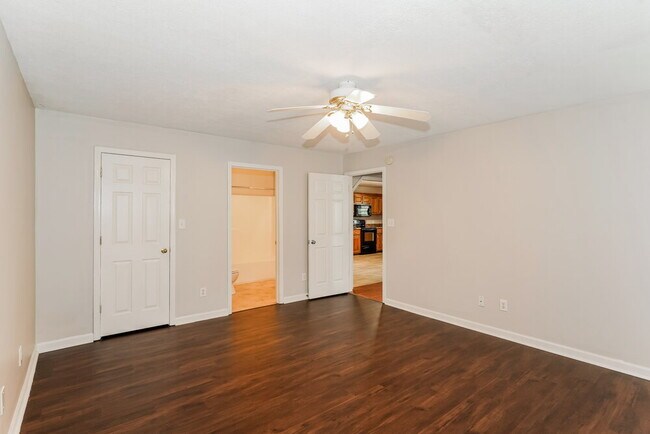 Building Photo - 4003 Pewter Trail