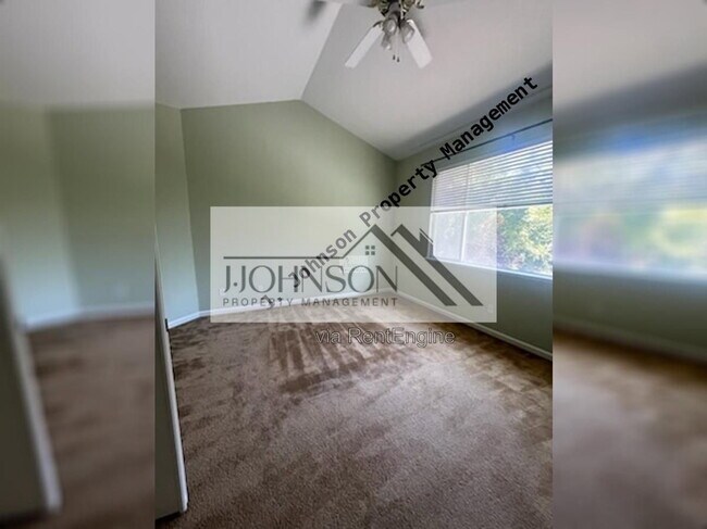 Building Photo - 323 Glenbriar Cir