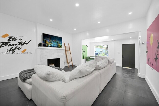 Building Photo - Northwest 50th Street, Miami, FL 33127 - 2...