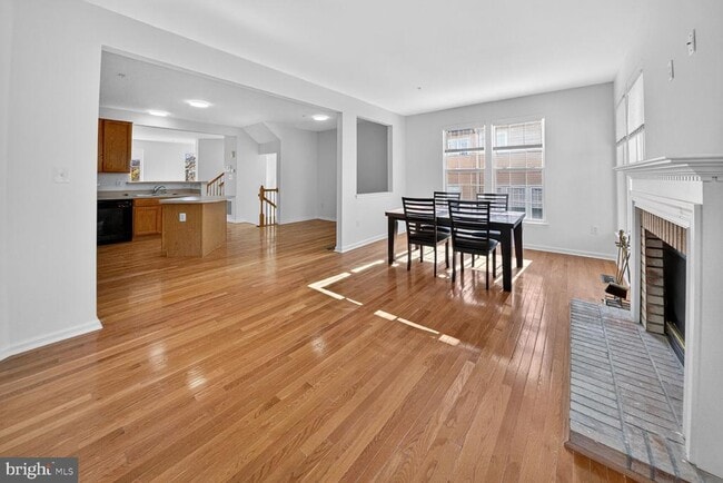 Building Photo - 1700 Peach Blossom Ct