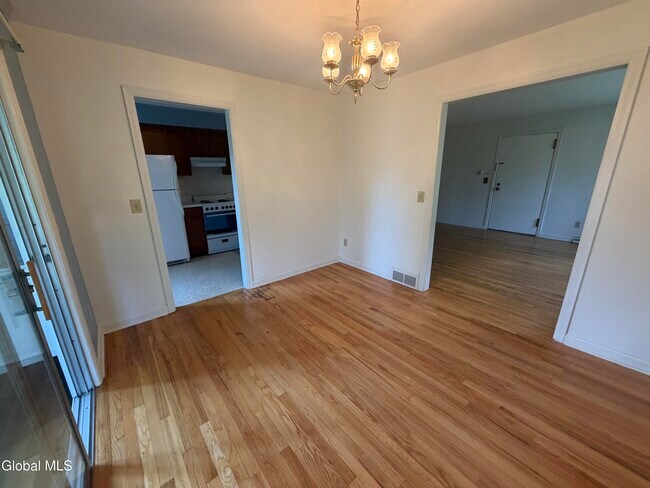 Building Photo - 3 Minnowbrook Ave