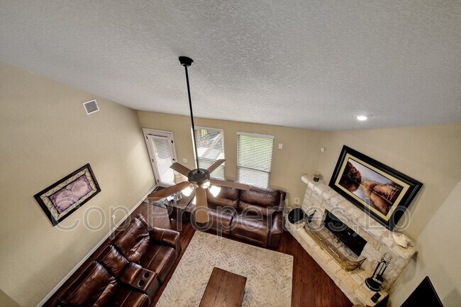 Building Photo - 1435 Sparrow Song